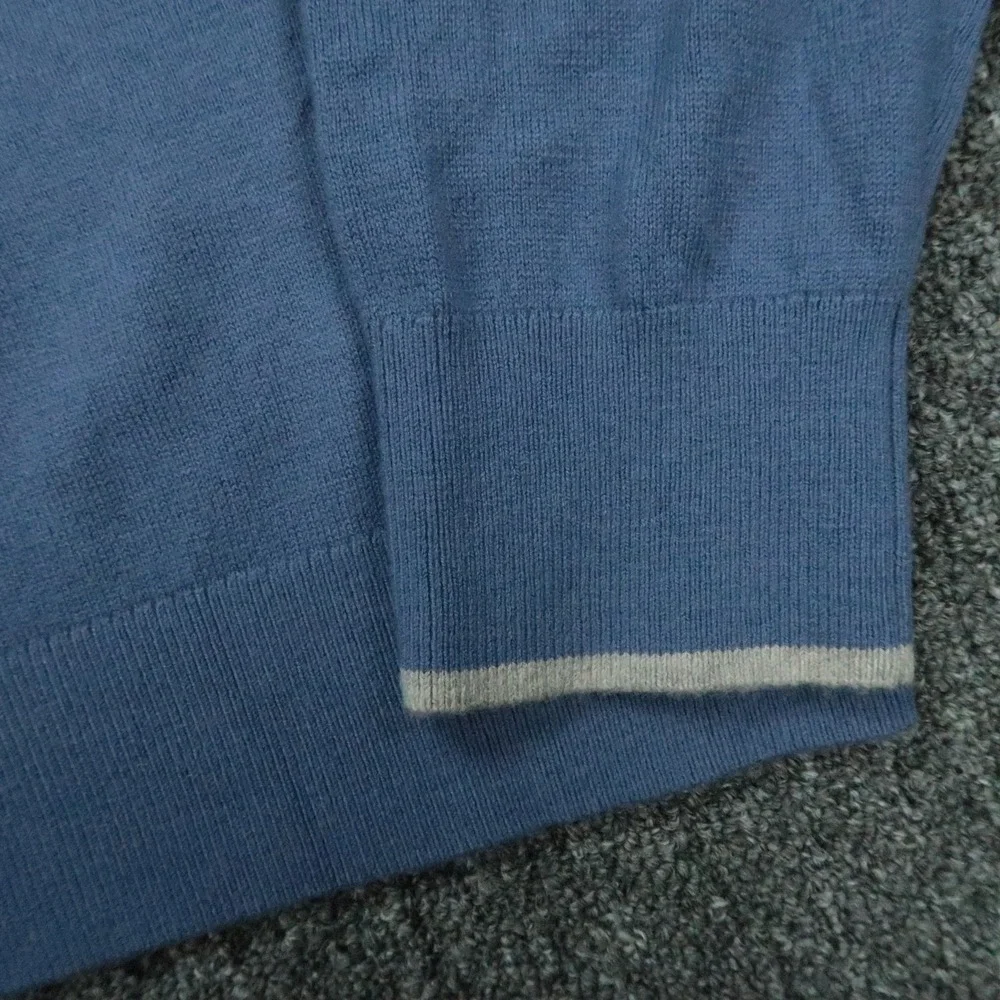 Greyson Sweater Mens Large Blue Cheyenne V Neck Merino Wool Long Sleeve Pullover